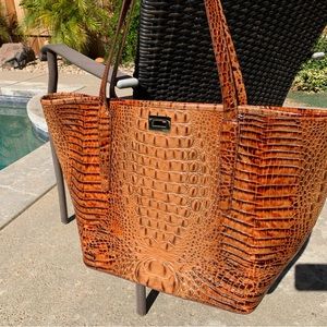 Gorgeous Brahmin Leather Tote Extra Large Croc Embossed Cognac/Pecan Brown